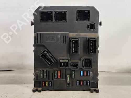 Boîte à Fusibles PEUGEOT 206 Hatchback (2A/C) 1.1 i (60 hp) 29012939