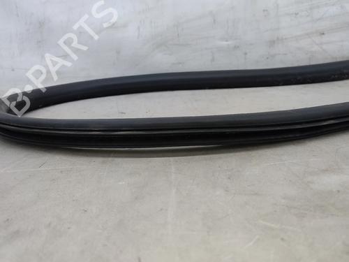 Rubber door seal OPEL INSIGNIA A Sports Tourer (G09) 2.0 CDTI (35) | BP29012863C142 