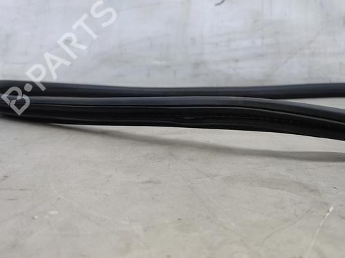 Rubber door seal OPEL INSIGNIA A Sports Tourer (G09) 2.0 CDTI (35) | BP29012862C142 