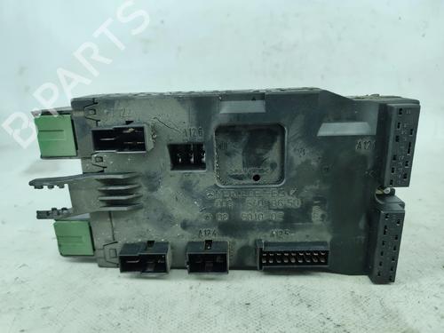 Used Fuse box MERCEDES-BENZ VITO Van (W638) 110 CDI 2.2 (638.094) (102 hp) 28483095