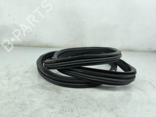 Rubber door seal CITROËN C3 III (SX) 1.2 THP 110 (SXHNPS, SXHNZT, SXHNZ6) | BP29075064C142 