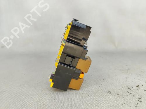 Fuse box CITROËN C3 III (SX) 1.2 THP 110 (SXHNPS, SXHNZT, SXHNZ6) | BP29074953E1 