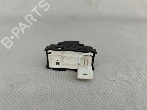 Right rear window switch CITROËN C3 III (SX) 1.2 THP 110 (SXHNPS, SXHNZT, SXHNZ6) | BP29074997I28 