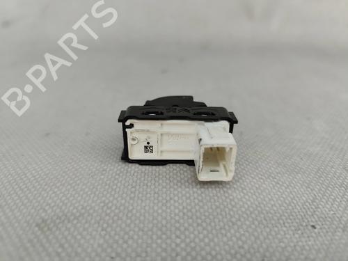 Left rear window switch CITROËN C3 III (SX) 1.2 THP 110 (SXHNPS, SXHNZT, SXHNZ6) | BP29074998I29 