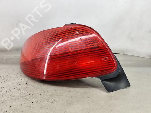 Used Left taillight PEUGEOT 206 Hatchback (2A/C) 1.1 i (60 hp) 29075264