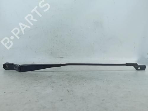 Used Front windshield wiper arm Front windshield wiper arm 29124156 29124156