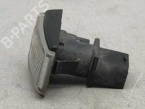 Right front indicator VOLVO V40 Estate (645) 1.9 TD | BP27970606C33 