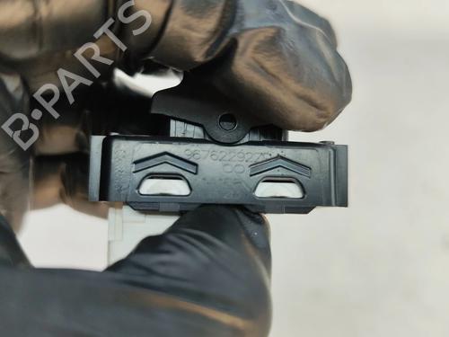 Left rear window switch PEUGEOT 308 SW II (LC_, LJ_, LR_, LX_, L4_) 1.6 HDi 92 | BP29205272I29 
