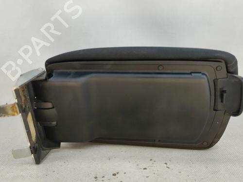 Armrest / Center console PEUGEOT 308 SW II (LC_, LJ_, LR_, LX_, L4_) 1.6 HDi 92 | BP29205311I20 