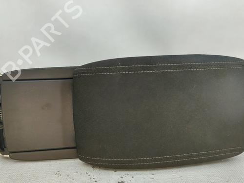 Armrest / Center console PEUGEOT 308 SW II (LC_, LJ_, LR_, LX_, L4_) 1.6 HDi 92 | BP29205311I20 