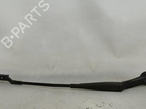 Used Front windshield wiper arm FORD FOCUS III Turnier 1.5 TDCi (120 hp) 29205454