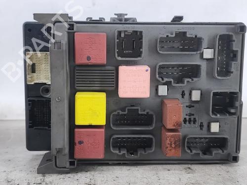 Fuse box RENAULT LAGUNA II (BG0/1_) 1.9 dCi (BG08, BG0G) | BP29331260E1