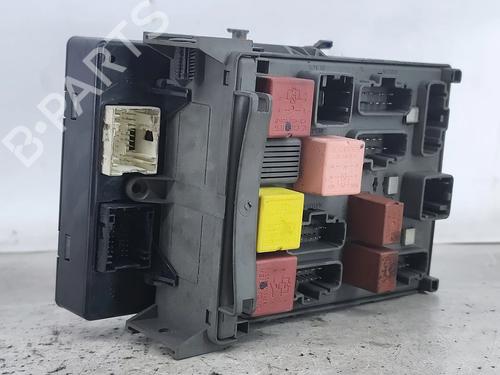 Fuse box RENAULT LAGUNA II (BG0/1_) 1.9 dCi (BG08, BG0G) | BP29331260E1