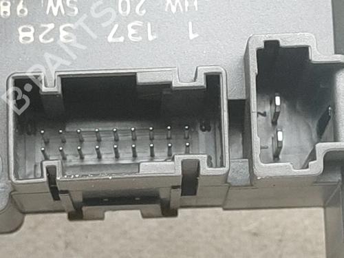 Right front window motor PEUGEOT 407 (6D_) 2.2 HDi 170 (6D4HTH) | BP29287517E20