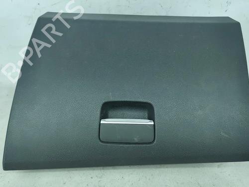 Used Glove box MERCEDES-BENZ CLA Coupe (C117) CLA 200 CDI (117.301) (136 hp) 29283489
