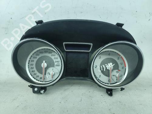 Used Instrument cluster MERCEDES-BENZ CLA Coupe (C117) CLA 200 CDI (117.301) (136 hp) 29283503