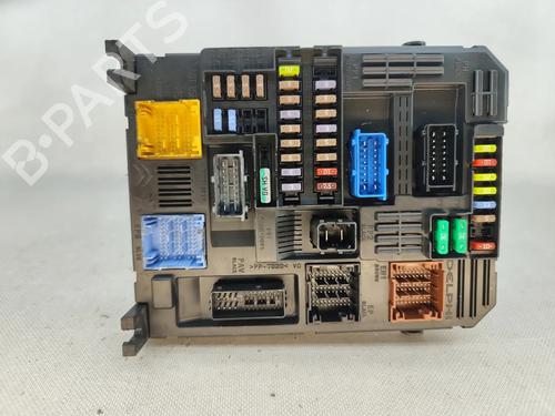 Zekeringkast CITROËN C4 Picasso II 1.6 BlueHDi 120 (120 hp) 29457926