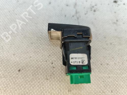 Switch CITROËN C4 Picasso II 1.6 BlueHDi 120 | BP29457974I30 