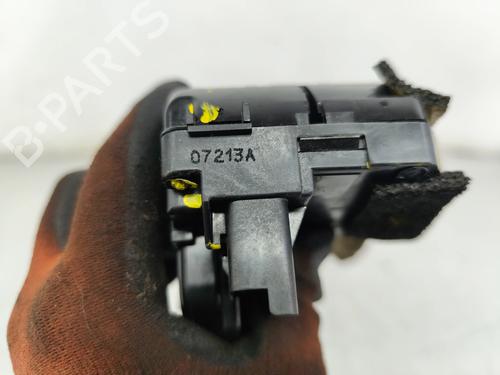 Rear right lock NISSAN JUKE (F15) 1.6 | BP29545611C99 