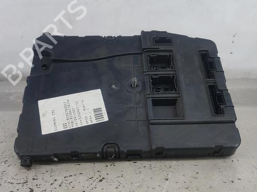 Sikringsdåse RENAULT MEGANE II (BM0/1_, CM0/1_) 1.5 dCi (BM1F, CM1F) (86 hp) 29629708