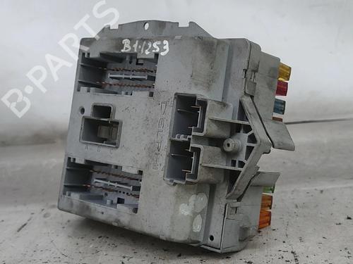 Caja reles / fusibles FIAT PUNTO (188_) 1.2 60 (188.030, .050, .130, .150, .230, .250) | BP26146747E1