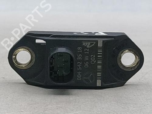 BP29706762M83 main image