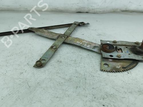 Used Front right window mechanism LAND ROVER DEFENDER Station Wagon (L316, L315) 2.5 TDI 4x4 (L316) (113 hp) 29825727
