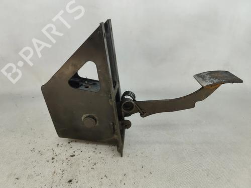 Clutch pedal LAND ROVER DEFENDER Station Wagon (L316, L315) 2.5 TDI 4x4 (L316) | BP29825734I13 