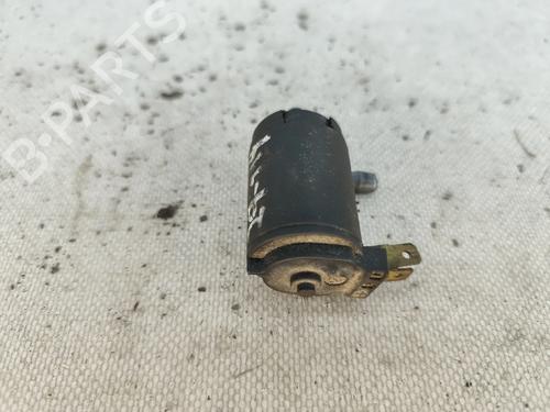 Washer pump LAND ROVER DEFENDER Station Wagon (L316, L315) 2.5 TDI 4x4 (L316) | BP29825755E24