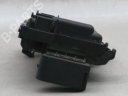 Fuse box VW POLO III (6N1) 120 1.6 16V GTI | BP29755492E1 