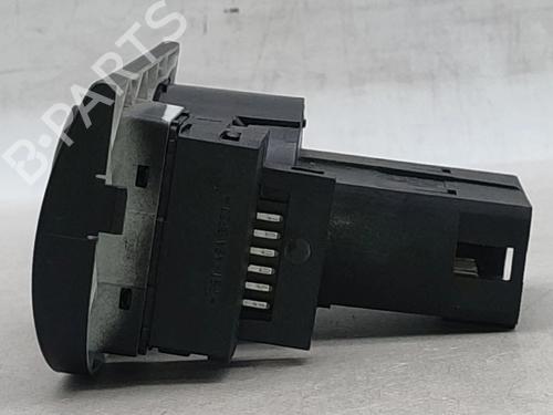 Headlight switch AUDI TT (8N3) 1.8 T | BP29885625I24