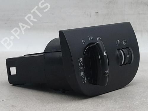Headlight switch AUDI TT (8N3) 1.8 T | BP29885625I24