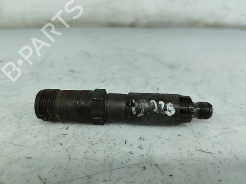 Used Injector MERCEDES-BENZ C-CLASS (W202) C 250 Turbo-D (202.128) (150 hp) 29895389