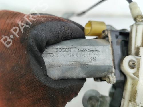 Front left window mechanism RENAULT MEGANE I Classic (LA0/1_) 1.4 (LA0E, LA0V) | BP29942868C22 