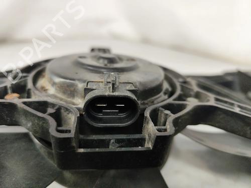 Radiator fan LAND ROVER FREELANDER I (L314) 2.0 Td4 4x4 | BP29945126M35