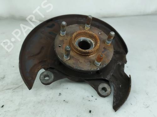 Used Left front steering knuckle LAND ROVER FREELANDER I (L314) 2.0 Td4 4x4 (112 hp) 29945123
