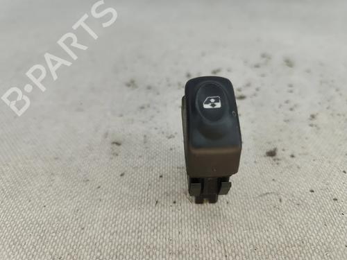 Used Right front window switch RENAULT MEGANE I (BA0/1_) 1.4 16V (BA0D, BA1H, BA0W, BA10) (95 hp) 29957841