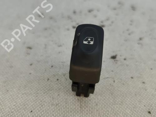 Used Left front window switch RENAULT MEGANE I (BA0/1_) 1.4 16V (BA0D, BA1H, BA0W, BA10) (95 hp) 29957842