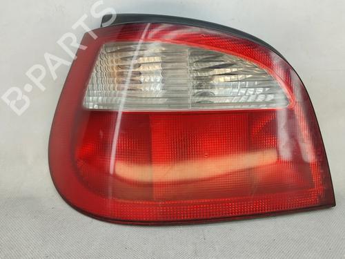 left-taillight-renault-megane-i-ba01_-1995-1996-1997-1998-1999-2000-2001-2002-2003-2004-29957845 main image