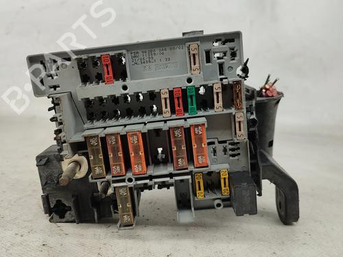 Used Fuse box Fuse box PEUGEOT 206 Hatchback (2A/C) 1.1 i (60 hp) 29957950 29957950