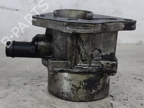 vacuum-pump-renault-megane-ii-estate-km01_-2003-2004-2005-2006-2007-2008-2009-2010-2011-2012-29813370 main image