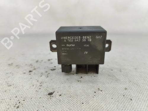 Kombi Kontakt / Stilkkontakt MERCEDES-BENZ E-CLASS T-Model (S211) E 220 T CDI (211.206) (150 hp) 29983777