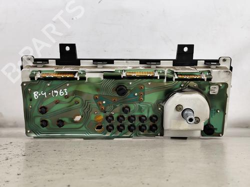 Instrument cluster RENAULT CLIO I (B/C57_, 5/357_) 1.1 | BP30106498C47