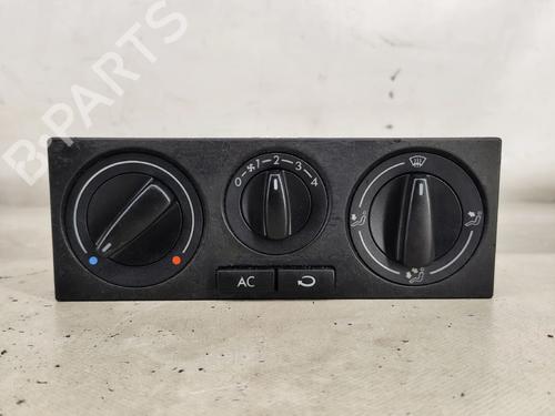 Used Climate control VW GOLF IV (1J1) 1.6 16V (105 hp) 30101178