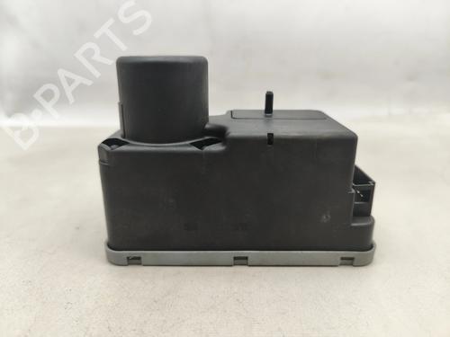 Used Comfort control module VW GOLF III (1H1) 1.9 TDI (90 hp) 30104334