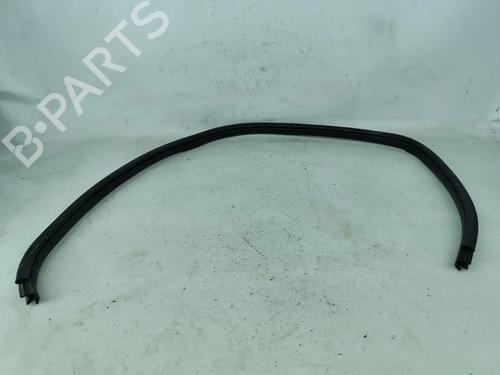 Rubber door seal SUZUKI SWIFT III (MZ, EZ) 1.3 4x4 (RS 413, ZD11S) | BP29732125C142 