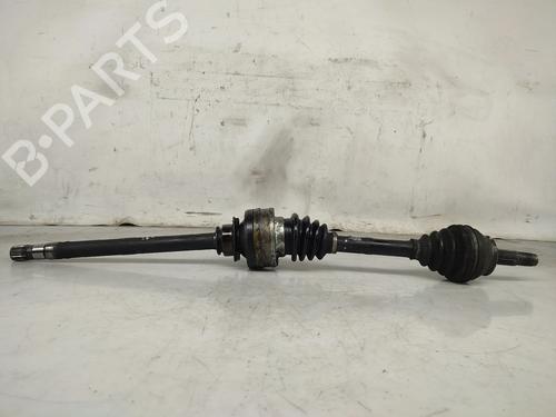 Used Right front driveshaft FIAT PUNTO (176_) 1.7 TD (69 hp) 30084068