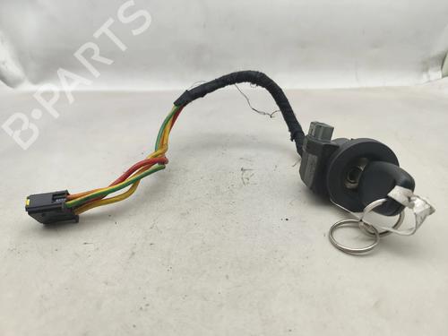 Rattlås /Tenningslås RENAULT CLIO II (BB_, CB_) 1.9 D (B/CB0E, BB0J) (64 hp) 29754776