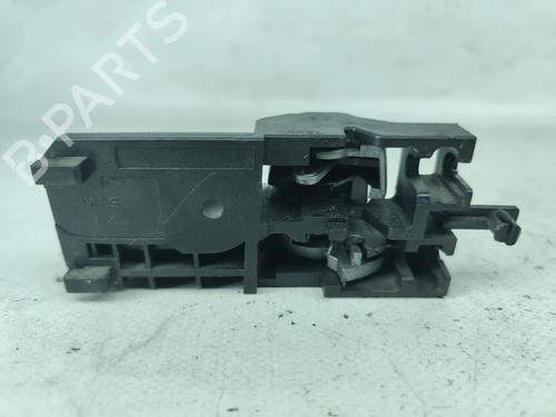 Venstre foran invendig håndtak SUZUKI SWIFT III (MZ, EZ) 1.3 4x4 (RS 413, ZD11S) | BP29732103I13