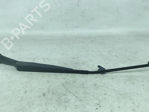 Used Front windshield wiper arm Front windshield wiper arm 29630971 29630971